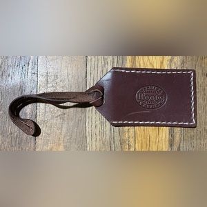 Vintage Roots Brown Leather Luggage Tag